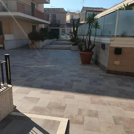 Sole E Azzurro - * Fiumefreddo di Sicilia